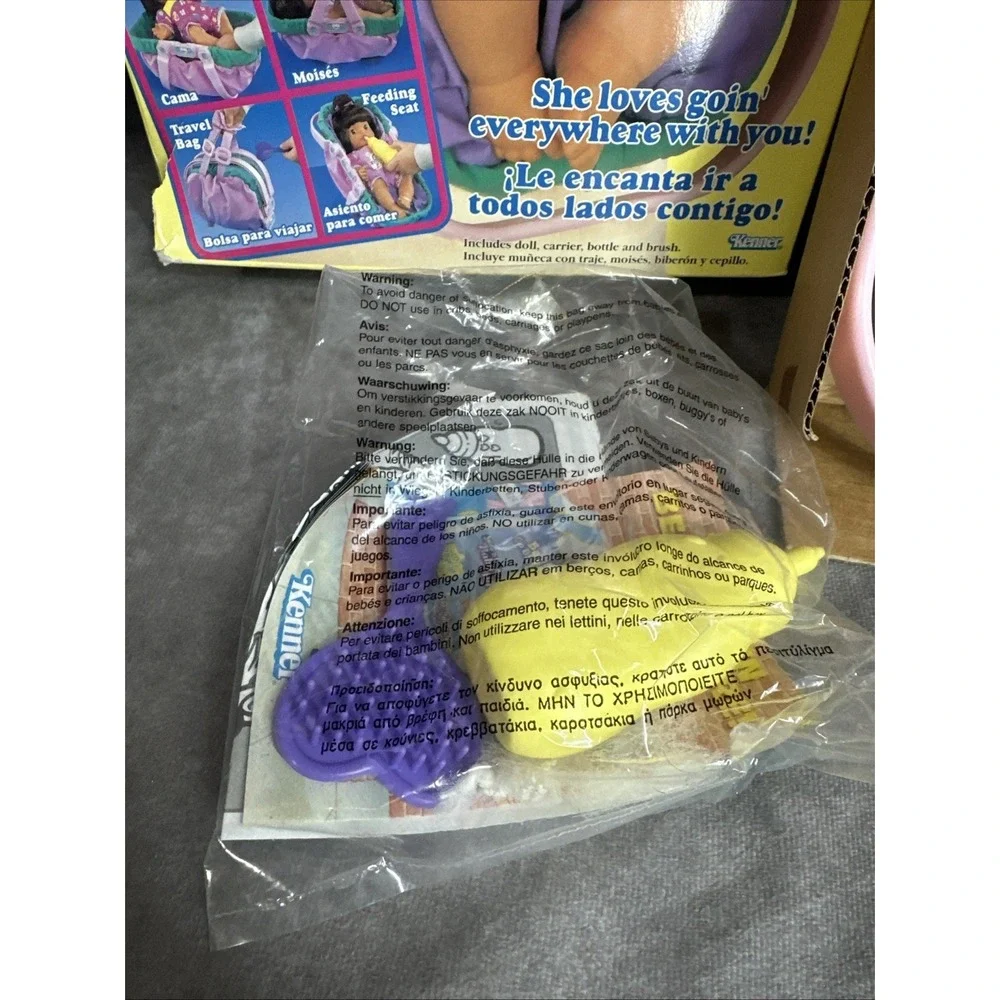 Kenner Baby Go Bye Bye Doll with‎ Carrier, Travel Bag, Accessories